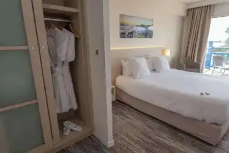 Best Western Le Roof - 50