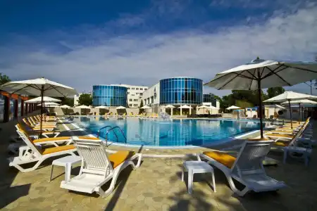 Grand-Marine & Spa - 11