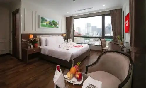 Hillary Hanoi - 50