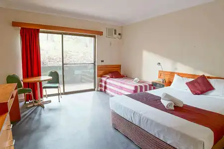 Country 2 Coast Coffs Harbour Motor Inn - 2