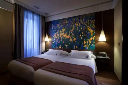 Suites Gran Via 44 Apartahotel - 38