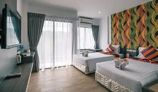 iCheck inn Chill Patong - 86
