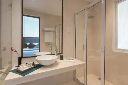 Ocean Edge Suites & Colombo - 106