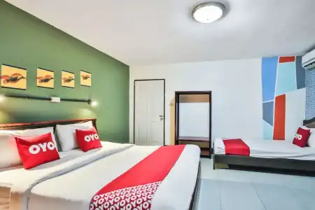 OYO 75304 Riverside Guesthouse - 42