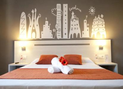 Hostal Live Barcelona - 36