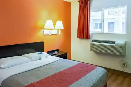 Motel 6 Bakersfield, CA - East - 25