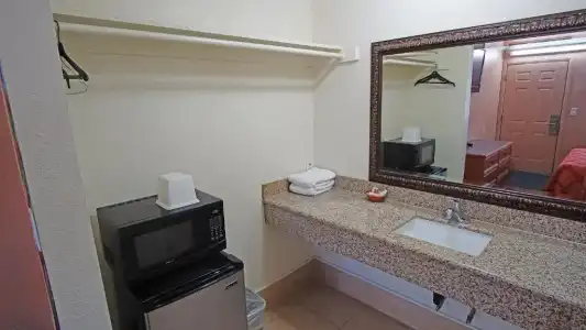 Lincoln Motel - Los Angeles, Hollywood Area - 53