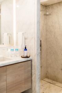 Nima Local House & Spa - 9