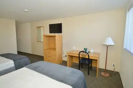 Sunrise Inn - 5