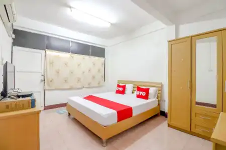 OYO 525 MRT Phetkasem 48/1 Place - 3