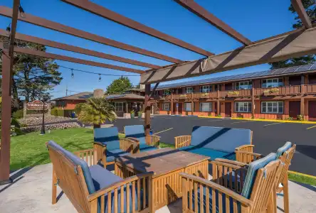 Clarion Collection Wilkie's Inn Pacific Grove - Monterey - 16
