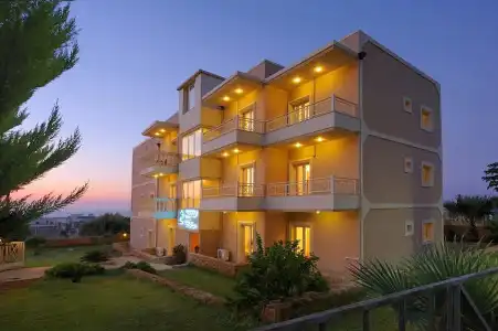 Notos Heights & Suites - 0