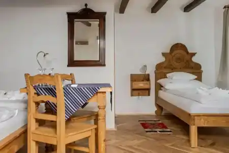 Szent Gellert Borhaz es Vendegfogado - 19
