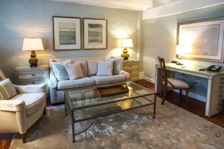 Olde Harbour Inn, Historic Inns of Savannah. - 124