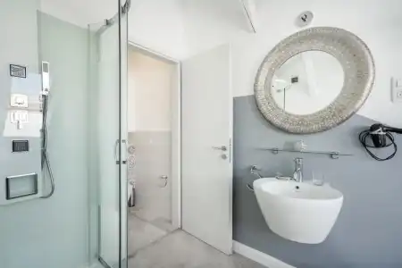 Nador Boutique Best Location By BQA - 44