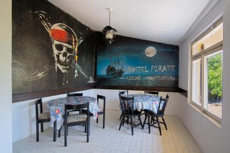 Pirate Backpackers - 15