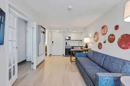 Holiday Inn & Suites Ottawa Kanata by IHG - 74