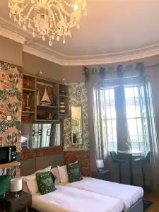 Brunswick Square - 42