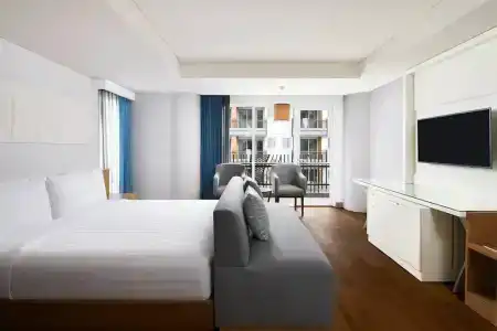 Fairfield by Marriott Bali Kuta Sunset Road - 54
