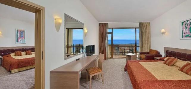 Sol Nessebar Palace Resort & Aquapark - All Inclusive - 73