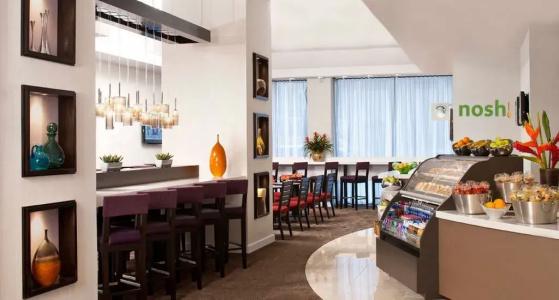 Courtyard by Marriott New York Manhattan/Times Square - 13