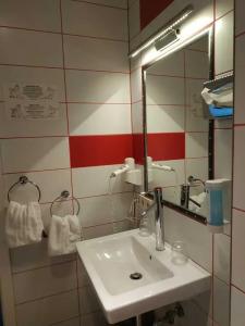 Waldblick BSR Restaurant - 166