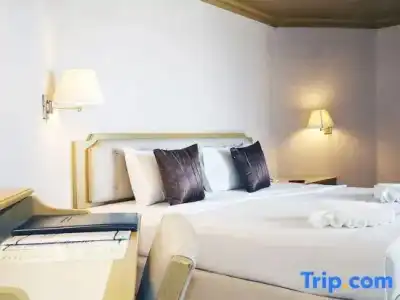 City Beach Resort - 86