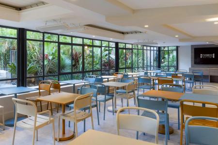 Staybridge Suites Cannes Centre by IHG - 7