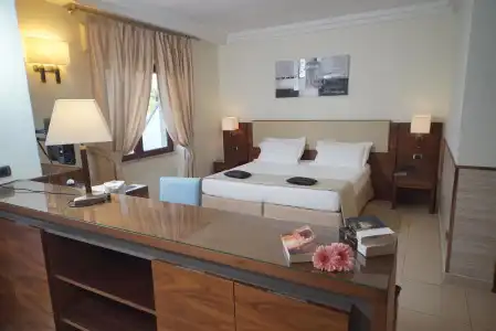 Suites & Residence Napoli - 5