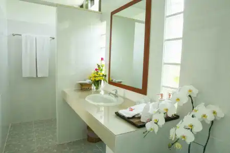 The Florist Resort - 8