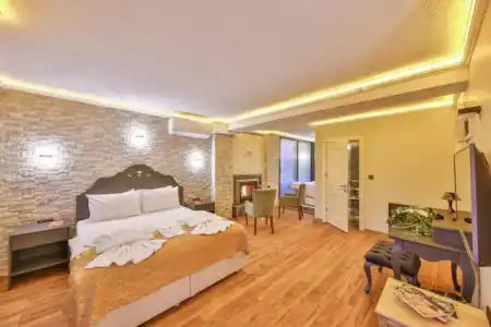 Agva Pieria Luxury +16 - 76