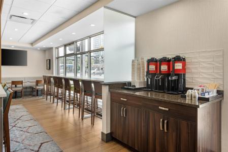Best Western Plus Suites Downtown - 22