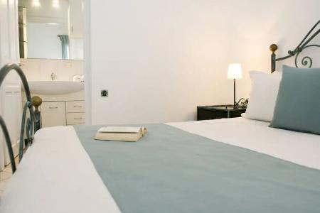 Vithos Seaside Aparthotel - 78