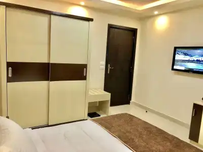 Jewel Dokki - 3