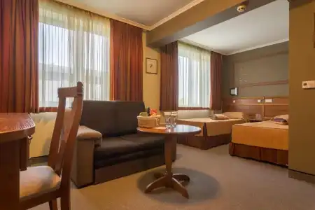 Diplomat Plaza & Resort - 19