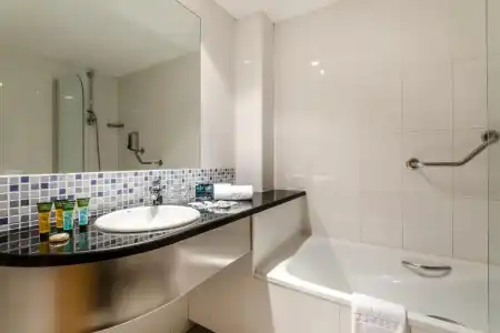 Express By Holiday Inn Zaragoza - 22