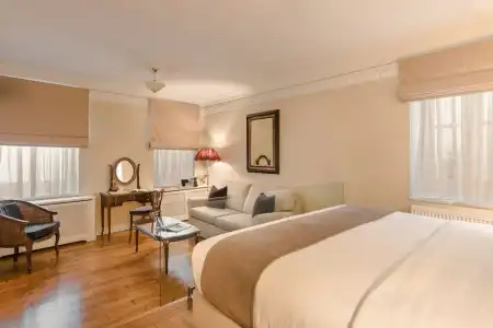 Noble Suites - 91
