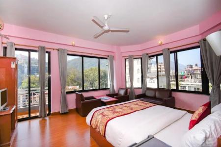 Trekkers Inn - 89