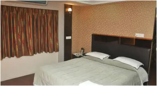 Metro Palace Mini-hotel - 13