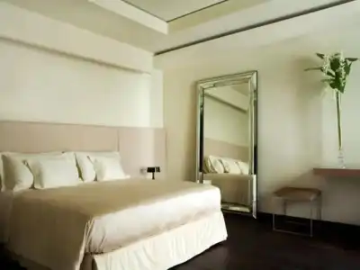 Romano House - 17