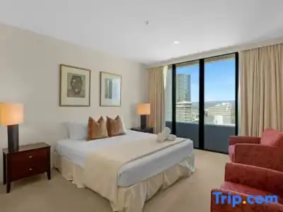 Aria Apartments - 665