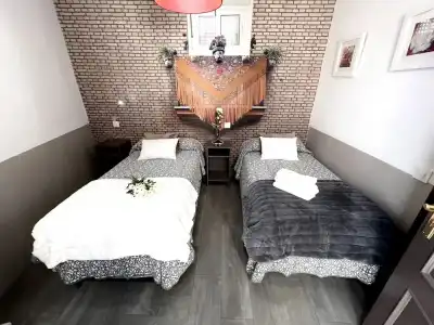 Hostal Paco's - 27