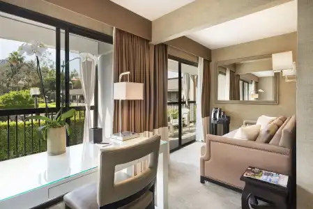Luxe Sunset Boulevard - 7