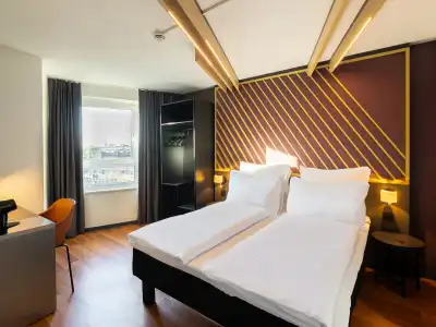 B&B Düsseldorf-Mitte - 3