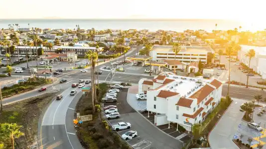 Comfort Inn & Suites Ventura Beach - 22
