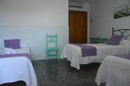 Hostal El Levante - 32