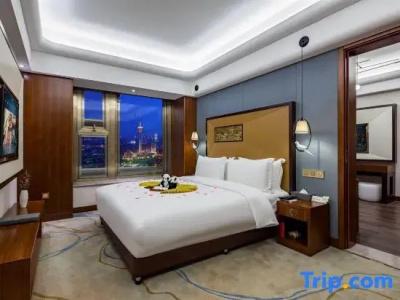 Lujia International - 102