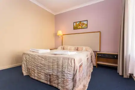 Sleepwell Motel - 0