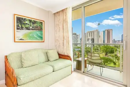 Luana Waikiki & Suites - 50