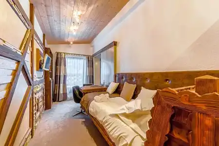 Hôtel les Sherpas - 81